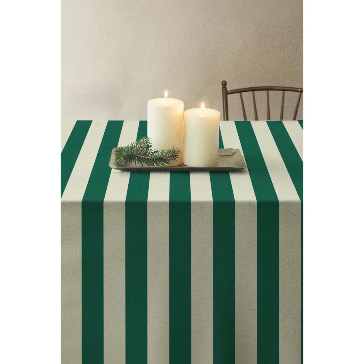 Obrus świąteczny - klasyczne zielone pasy - 140x140