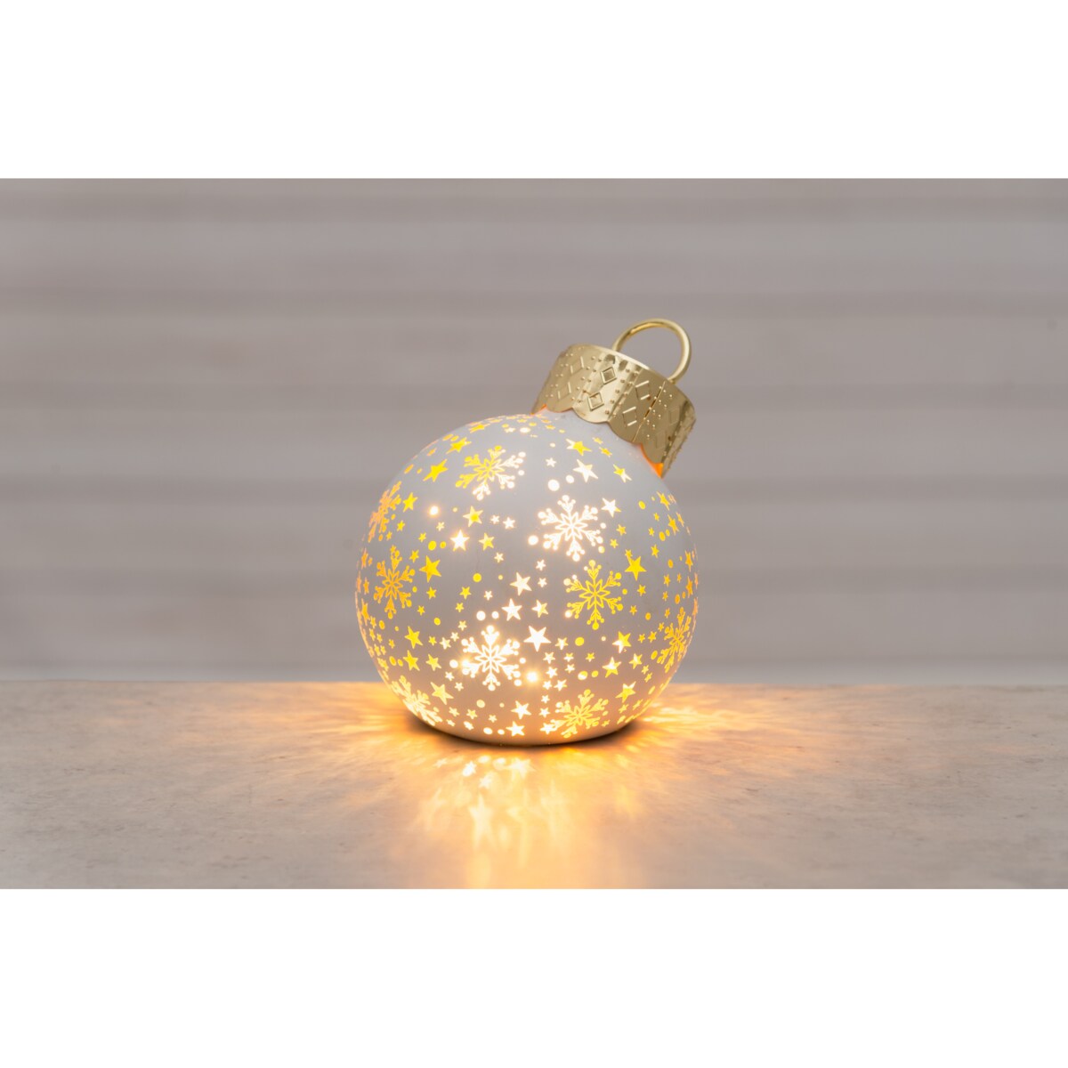 Bombka choinkowa szklana z oświetleniem LED, motyw gwiazdek, Ø 12 x 14 cm
