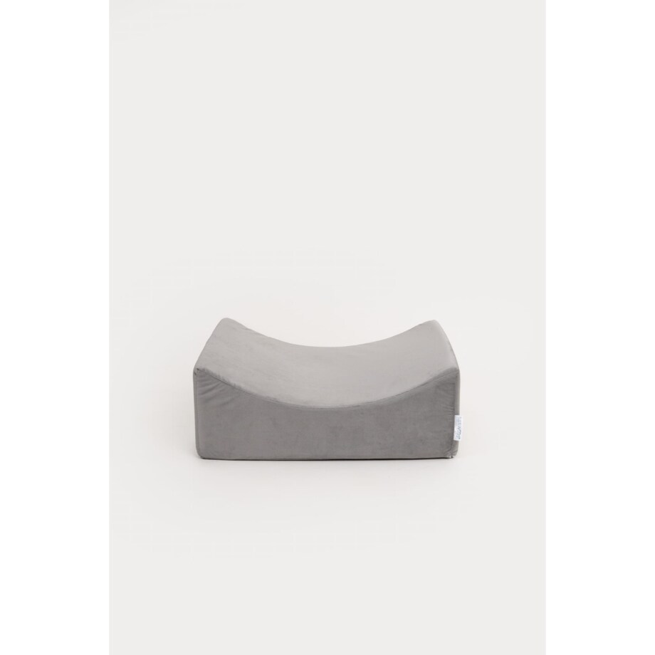 Piankowy plac zabaw - szary