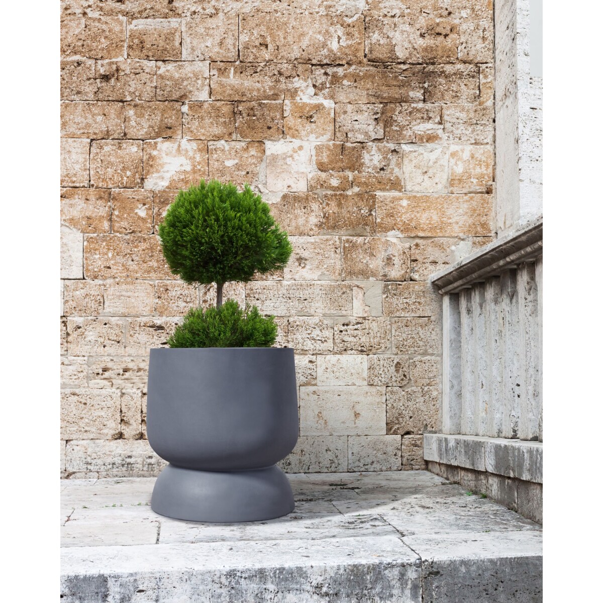 Doniczka 42 x 42 x 46 cm szara ARAUCARIA