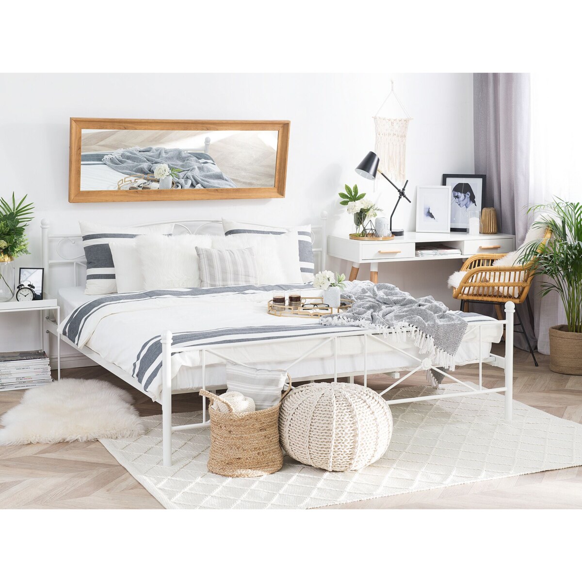 Łóżko metalowe 160 x 200 cm białe RODEZ