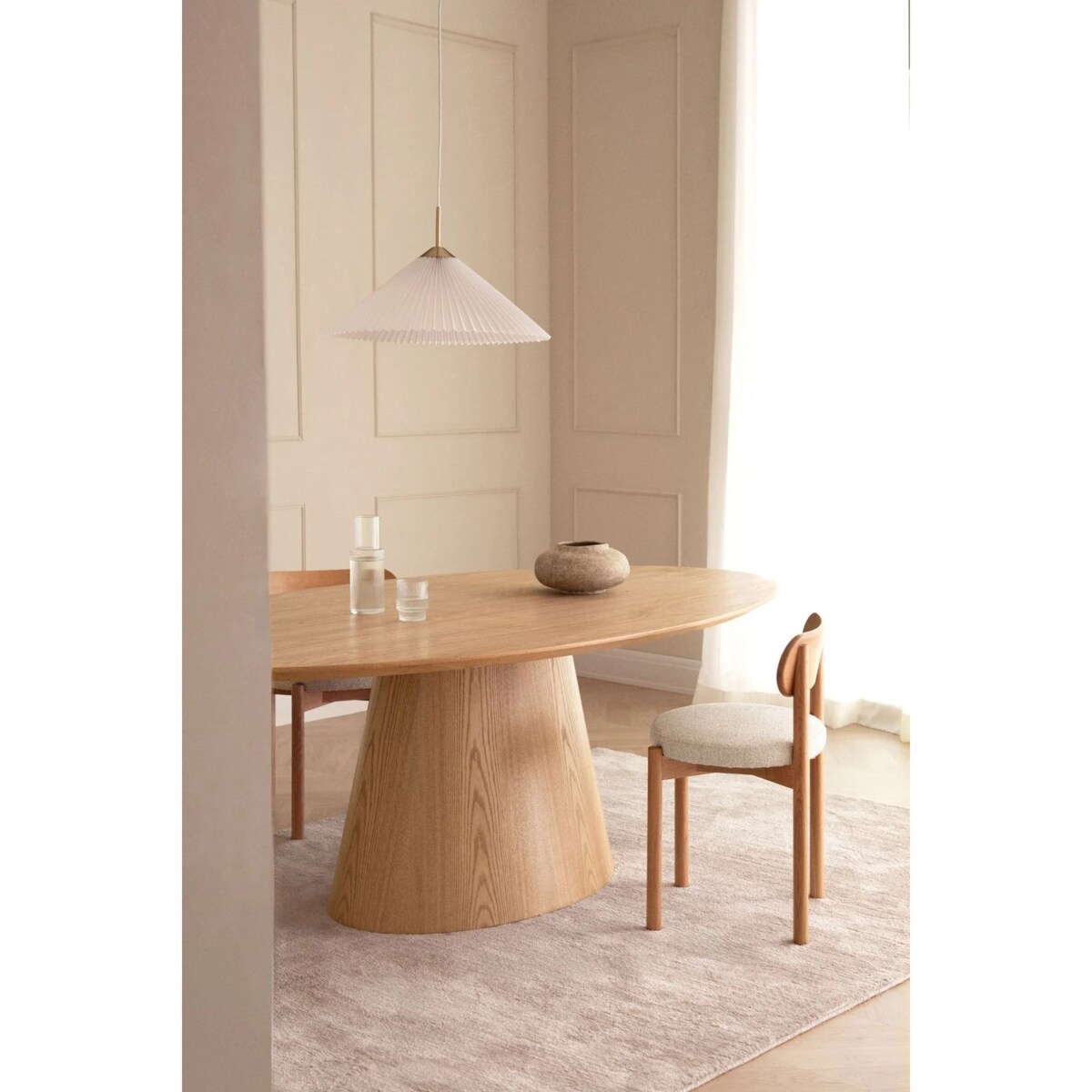 Owalny stół do jadalni jesionowy Aura 120x220 cm