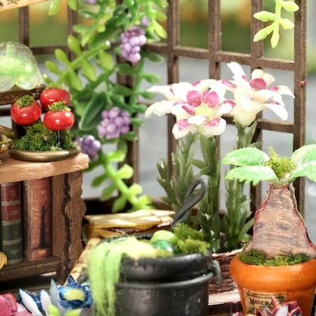 Miniaturowy domek - Magiczny ogródek