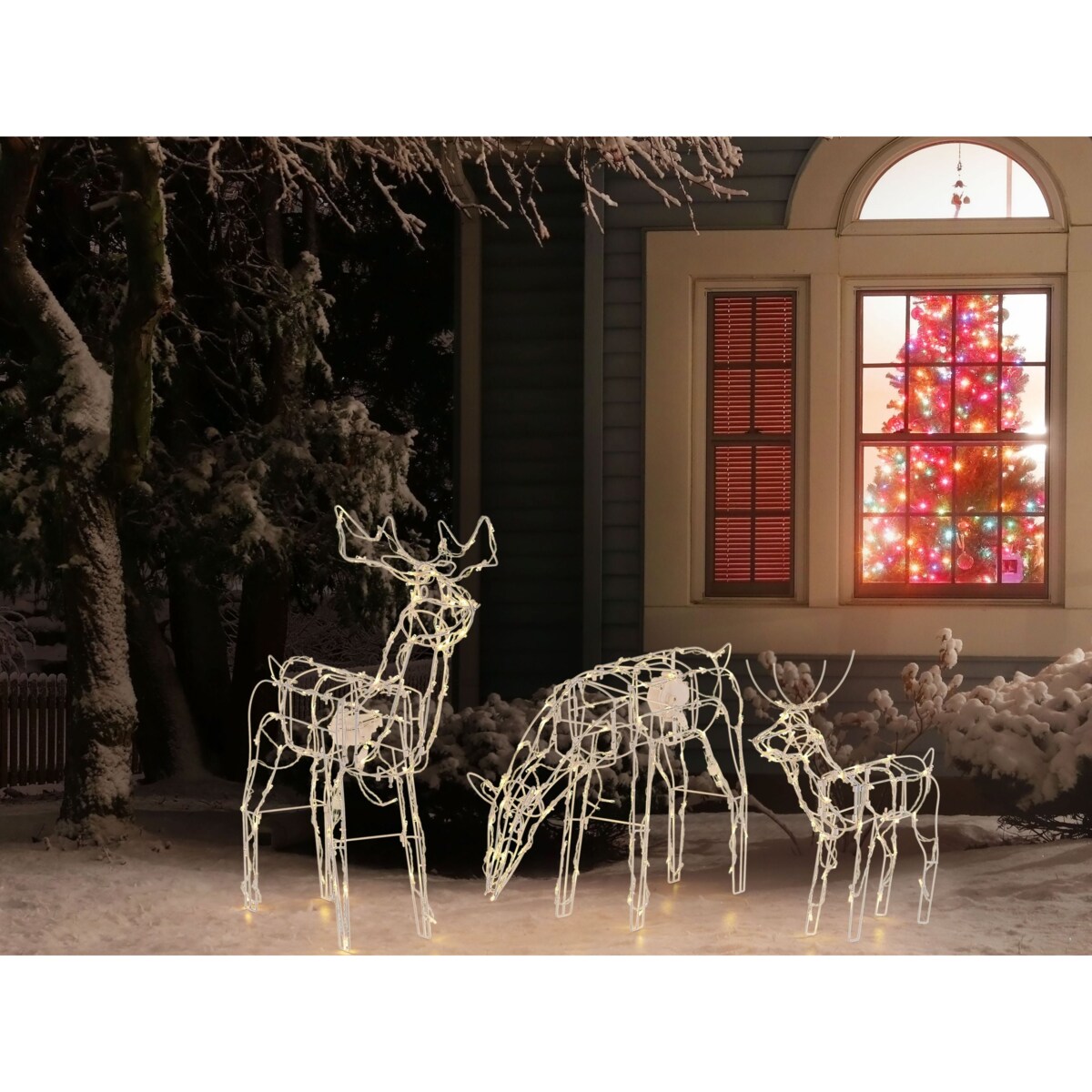 Dekoracja ogrodowa LED MIKKELI Ruchomy renifer 76/47/52 cm Biały