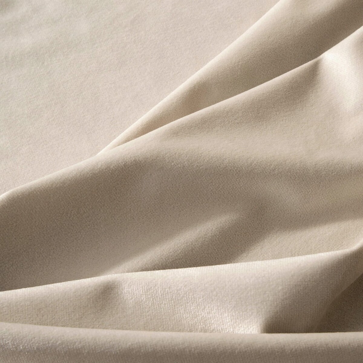 Aksamitna Zasłona Welurowa Velvet na Taśmie Kółkach 140 x 270 Beżowa Gotowa