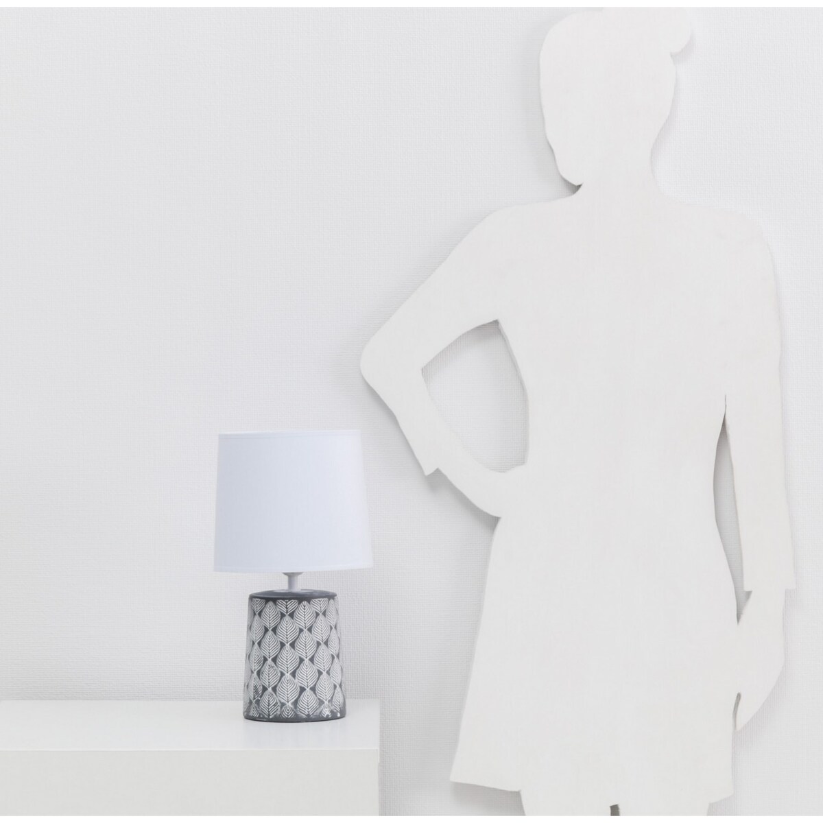 Lampa na stół i biurko z ceramiczną podstawą