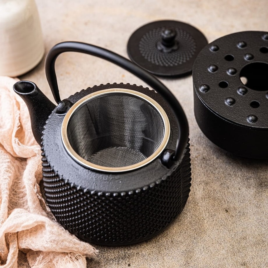 Czajniczek żeliwny z podgrzewaczem Zaparzacz do herbaty ziół 0.8L KINGHOFF