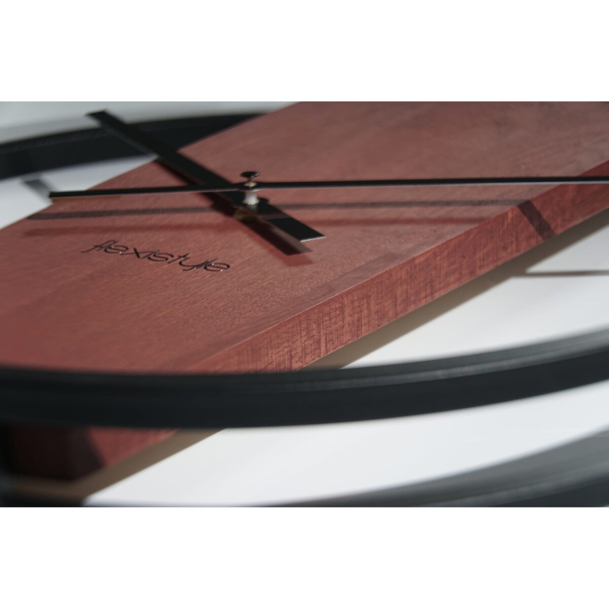 Zegar ścienny drewniany LOFT OVAL mahoń 50cm