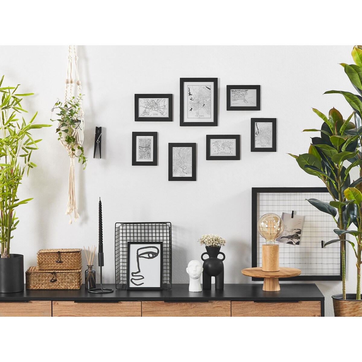 Galeria ścienna mapy 7 ramek czarna DENKORO