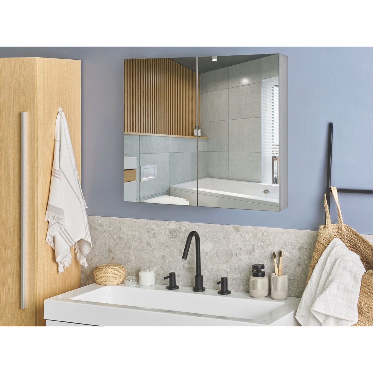 Szafka łazienkowa wisząca z lustrem 80 x 70 cm czarna NAVARRA