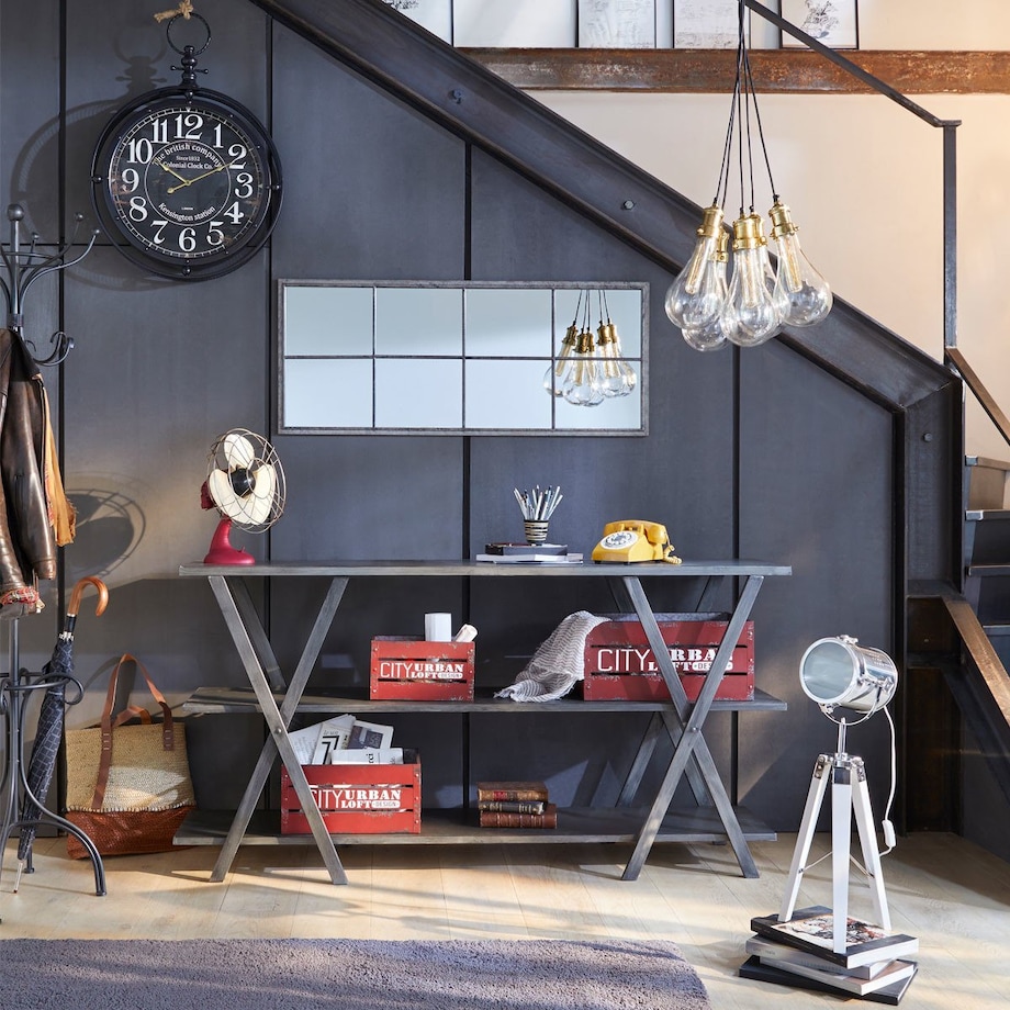 Lampa dekoracyjna metalowa na trzech nóżkach, 68 cm