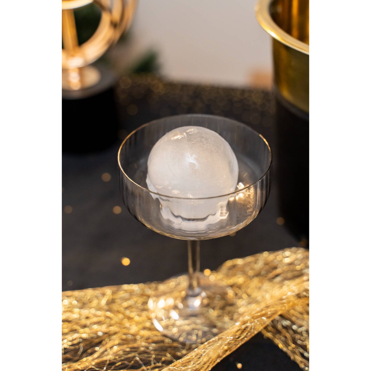 Foremka do lodu typu kule, whisky, gin, negroni