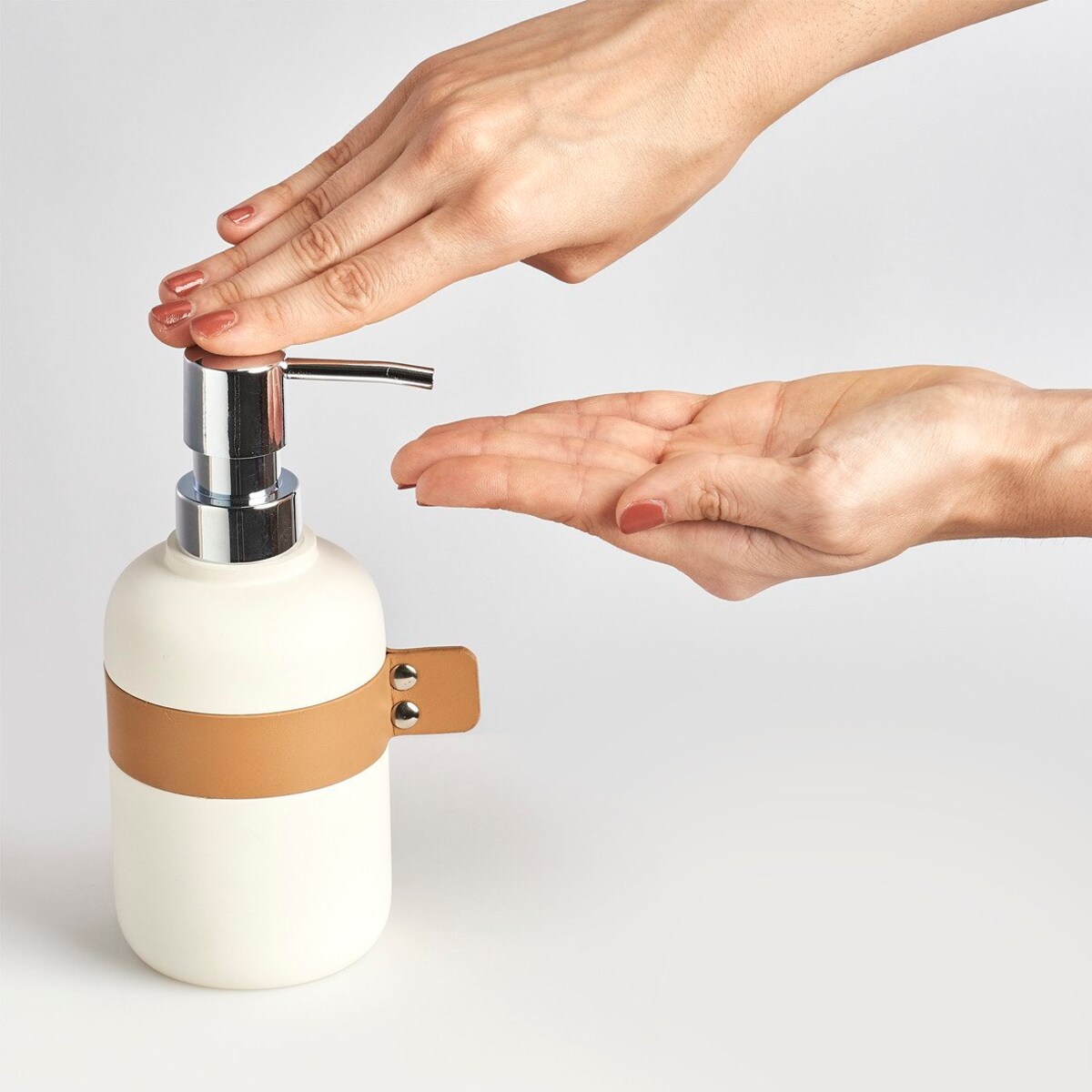 Dozownik z pompką na mydło w płynie, ZELLER