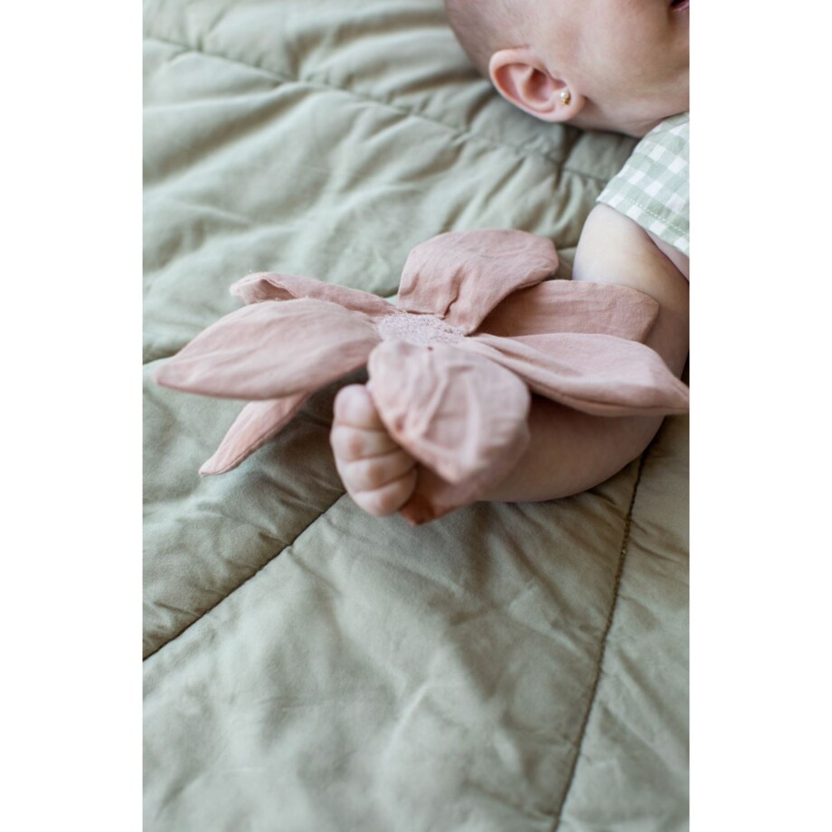 Zestaw 3 zabawek szeleszczących wraz z grzechotką Lily Pond Lorena Canals