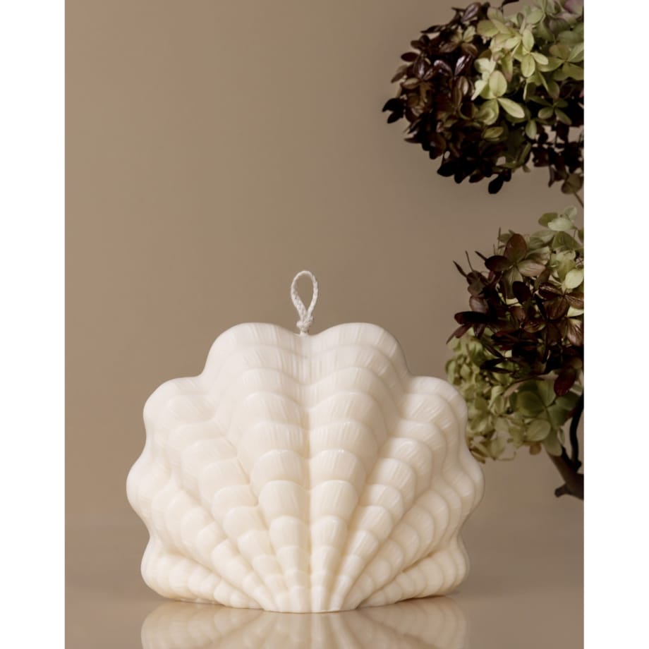 Świeca dekoracyjna Coral – elegancka ozdoba do wnętrza