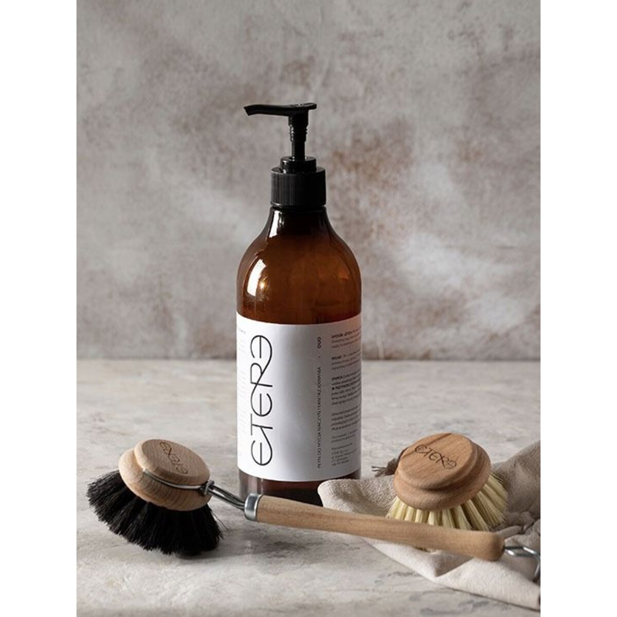 Zestaw do mycia naczyń i fantazjowania