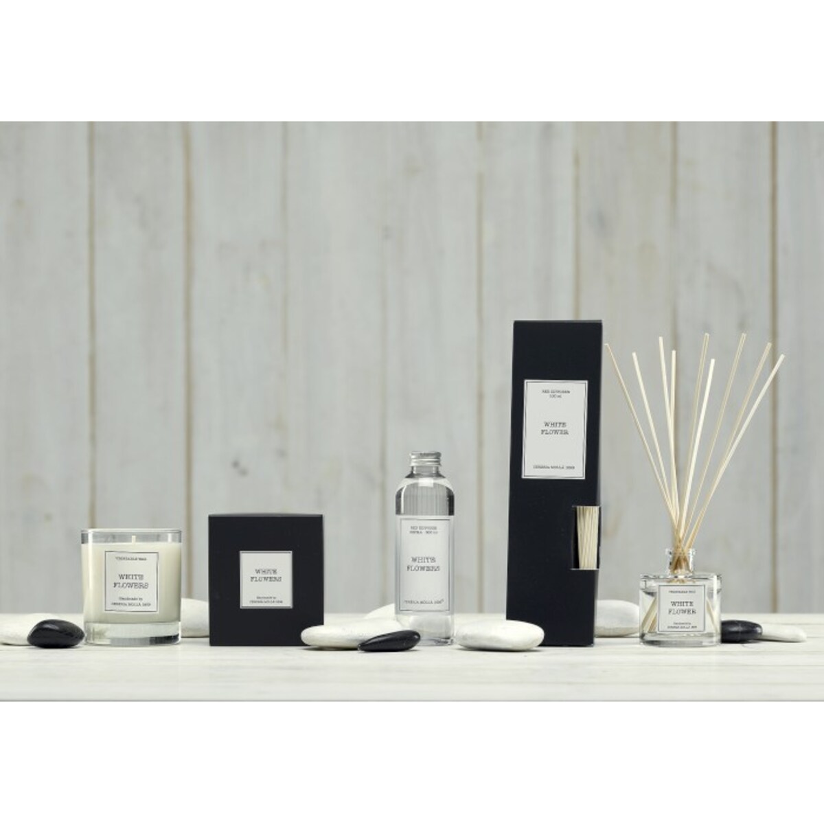 Świeca zapachowa White Flower Santiago, 230 g, Cereria Molla
