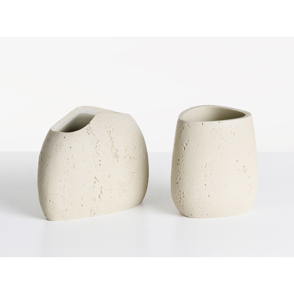 Zestaw akcesoriów łazienkowych 5 elementów COATA Jasnobeżowy