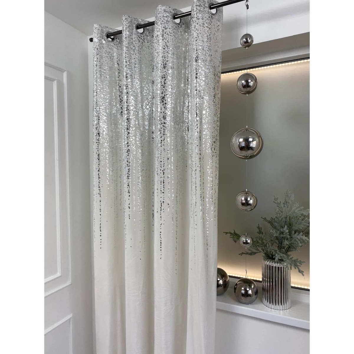 Zasłona welurowa Srebrny Deszcz 140x250 cm