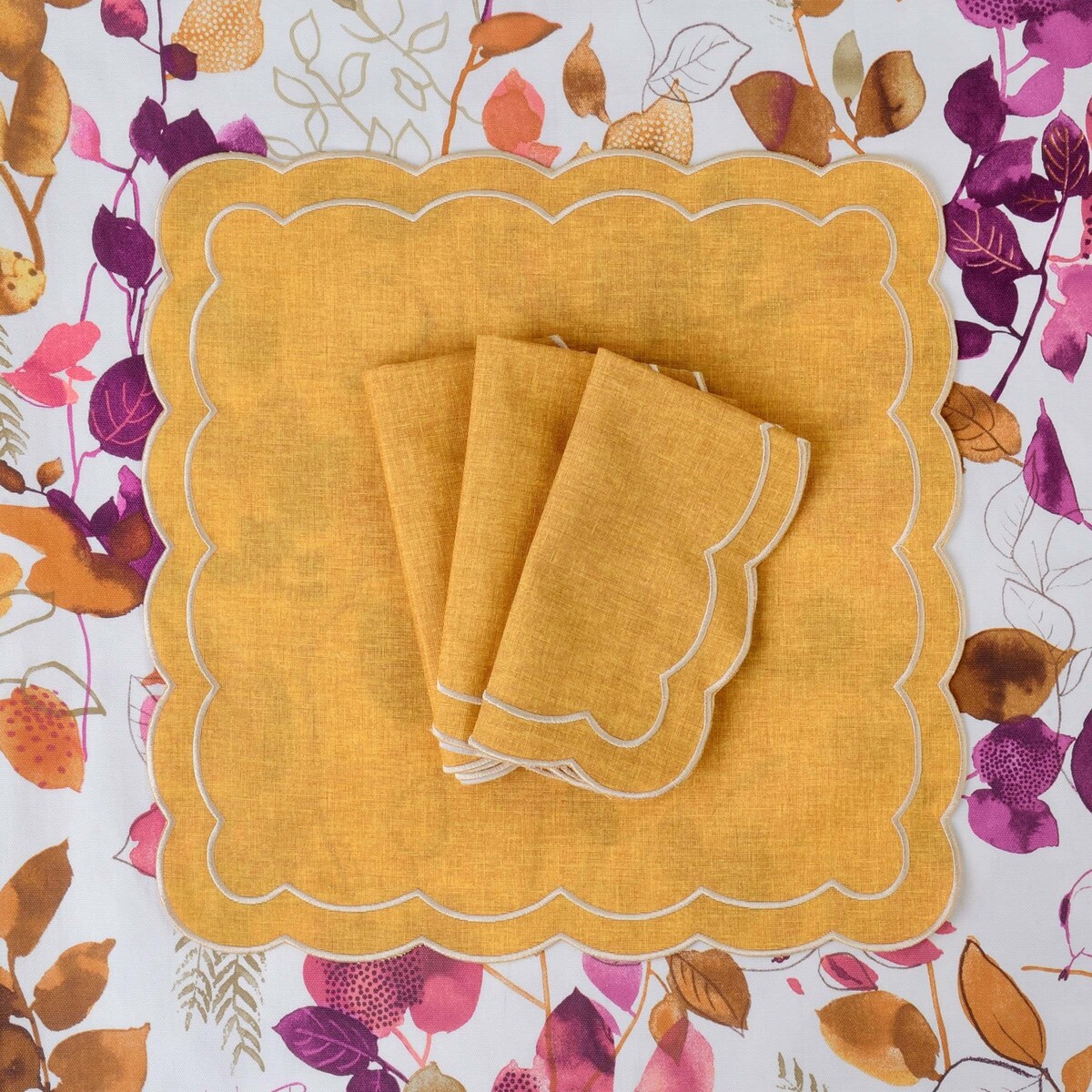 Haftowane serwetki Yellow Petali - 6 sztuk