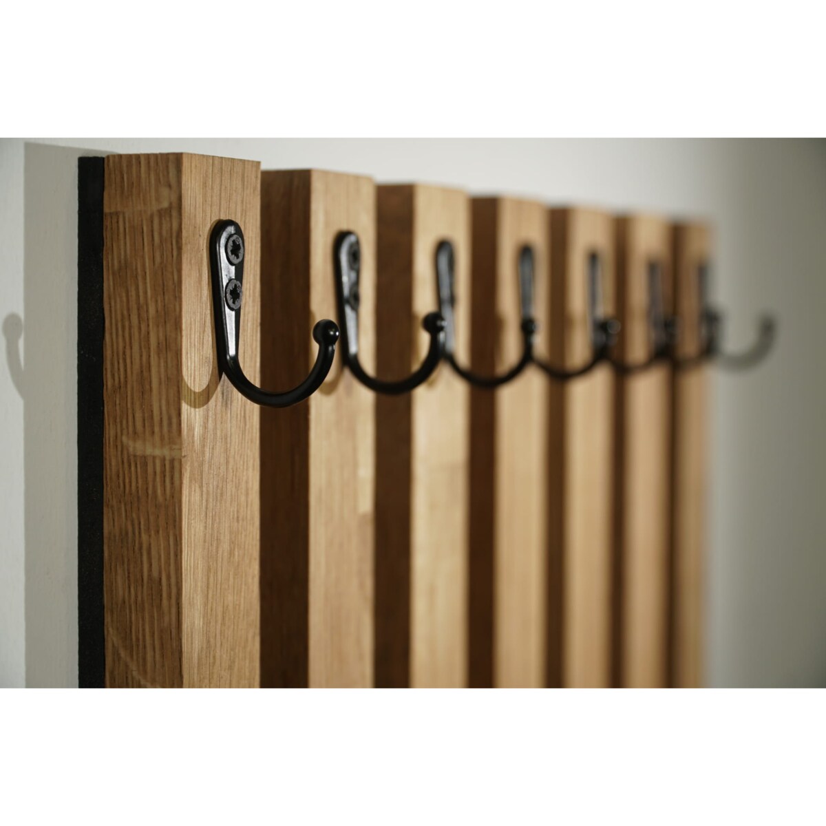 Drewniany wieszak na klucze Lamele 40cm