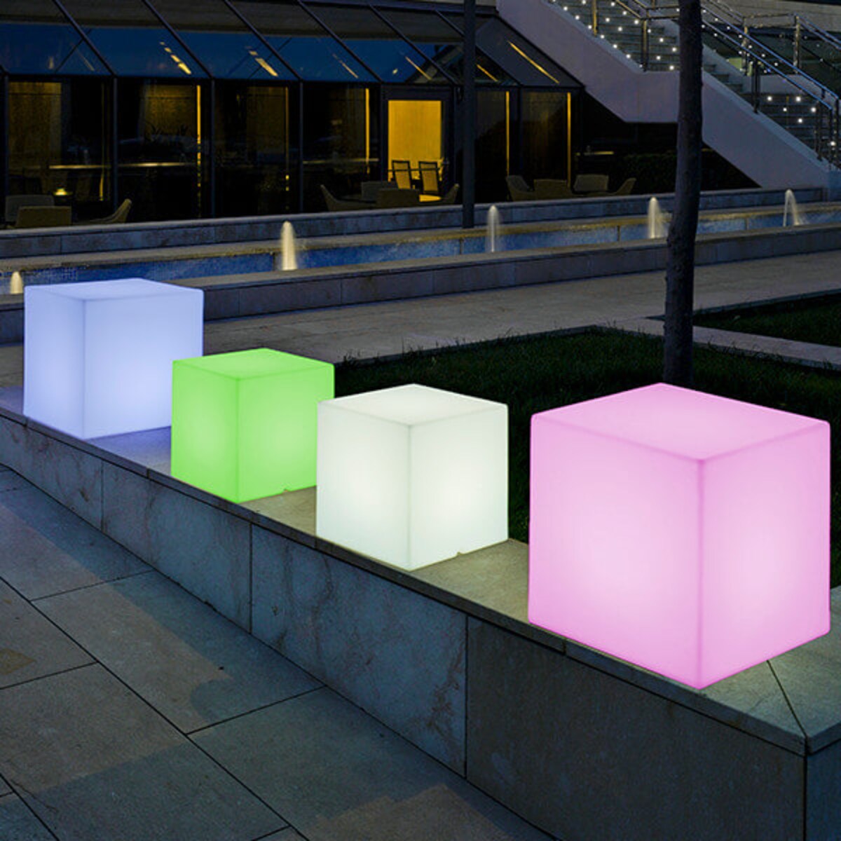 Lampa stojąca na balkon Cuby LUMCB045OFNW King Home LED 7W 6000-6500K IP65 kostka biała
