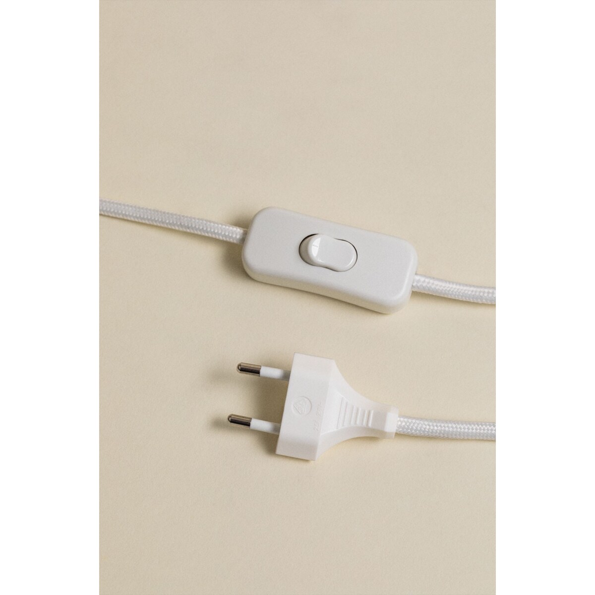 Lampa stołowa tapicerowana Pianela, ciemnoróżowa, 35 cm