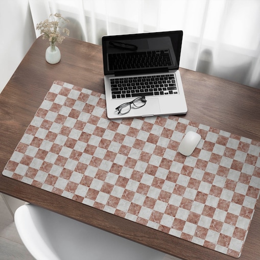 Brązowa mata na biurko Marmurowa szachownica, 120x60 cm