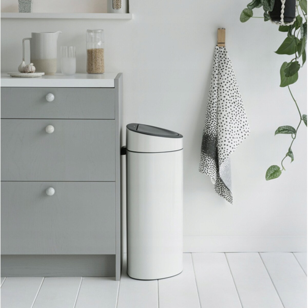 Kosz TouchBin 40L biały 114984