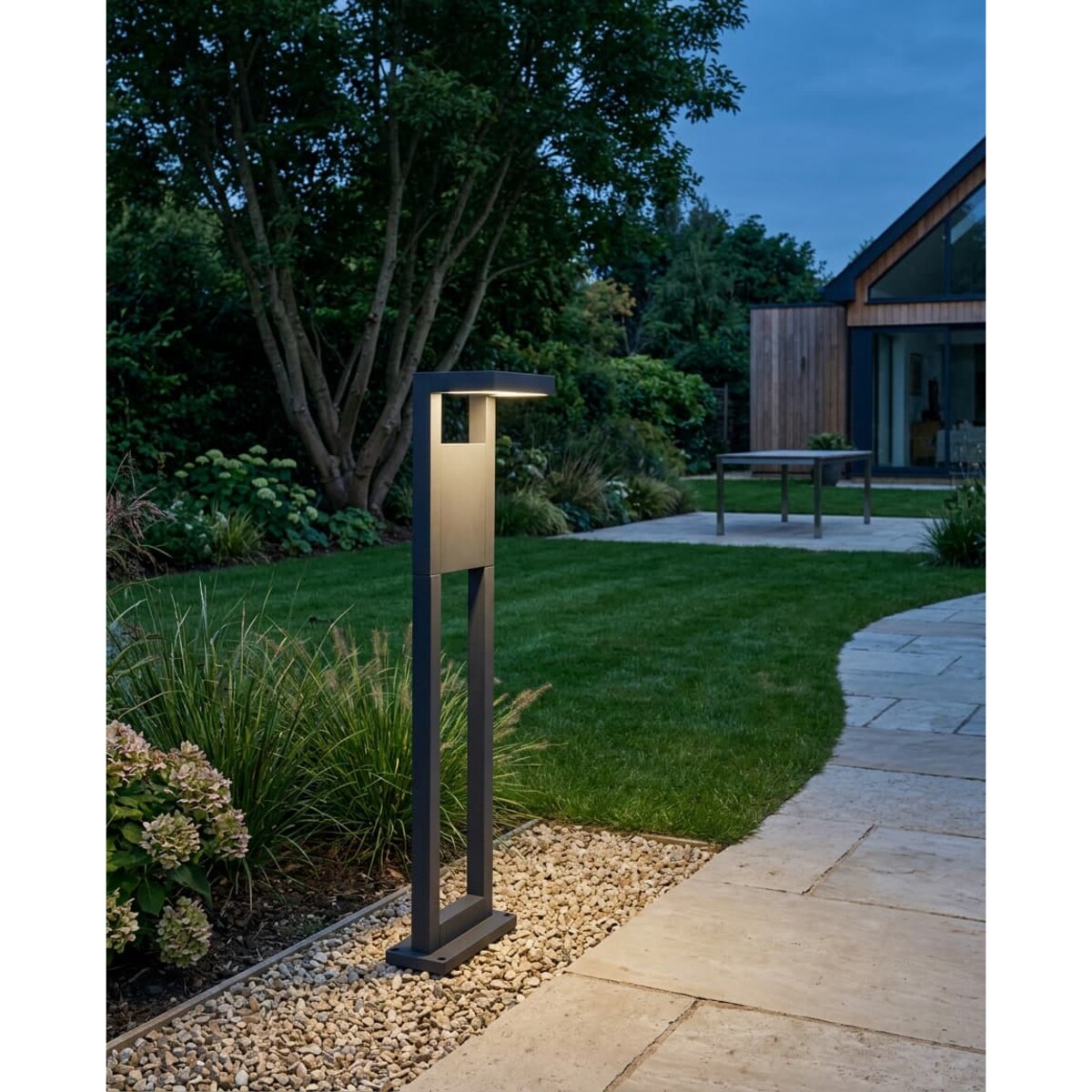 Lampa ogrodowa stojąca K-8252 z serii BERGAMO GREY