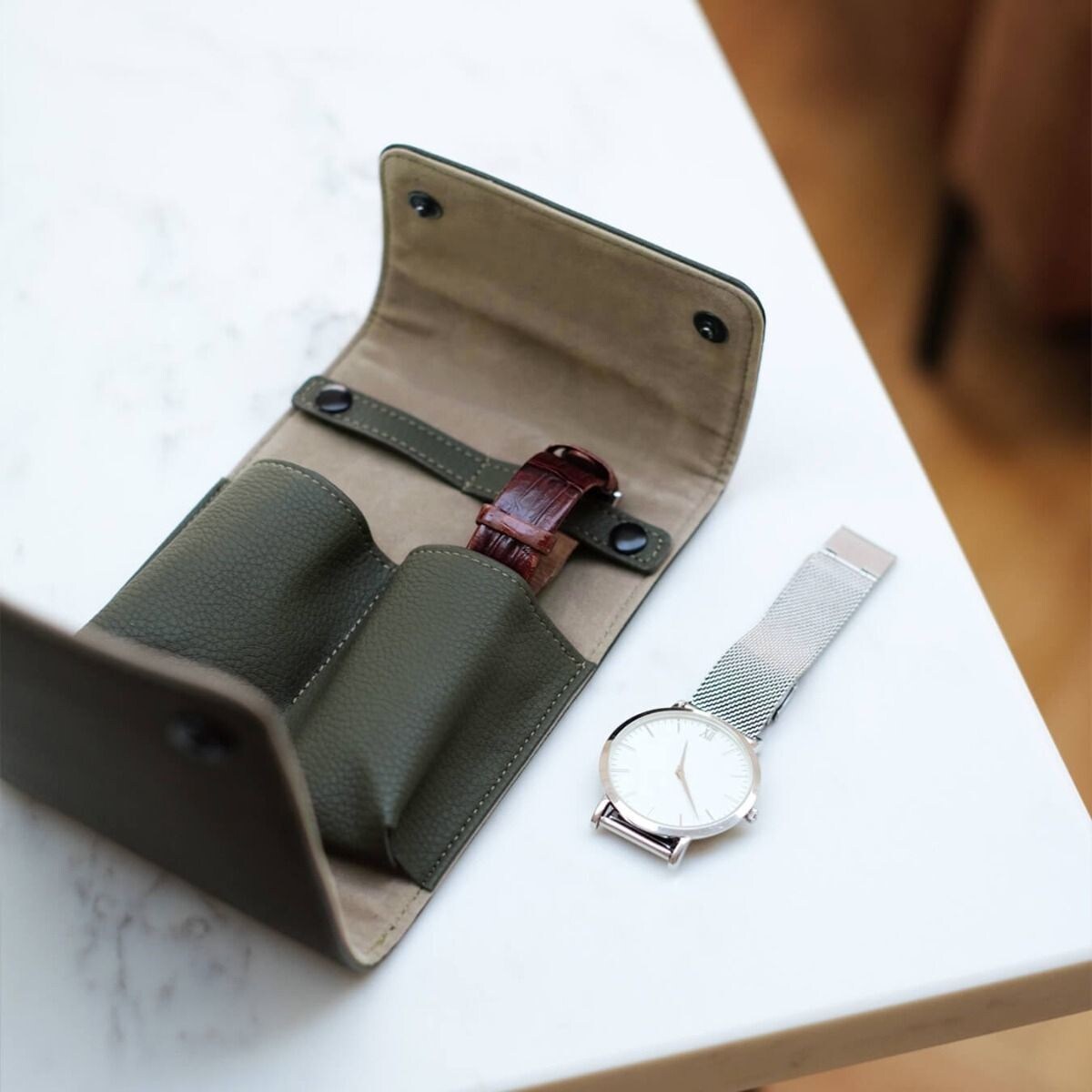 Etui na zegarki Stackers Pebble oliwkowe podwójne