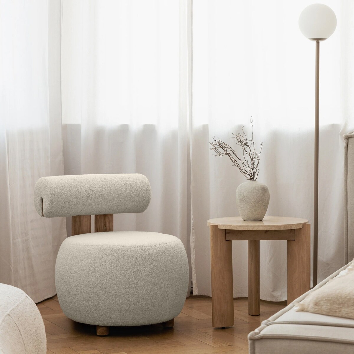 Fotel tapicerowany HANNI - III beżowy 70x63x71 cm