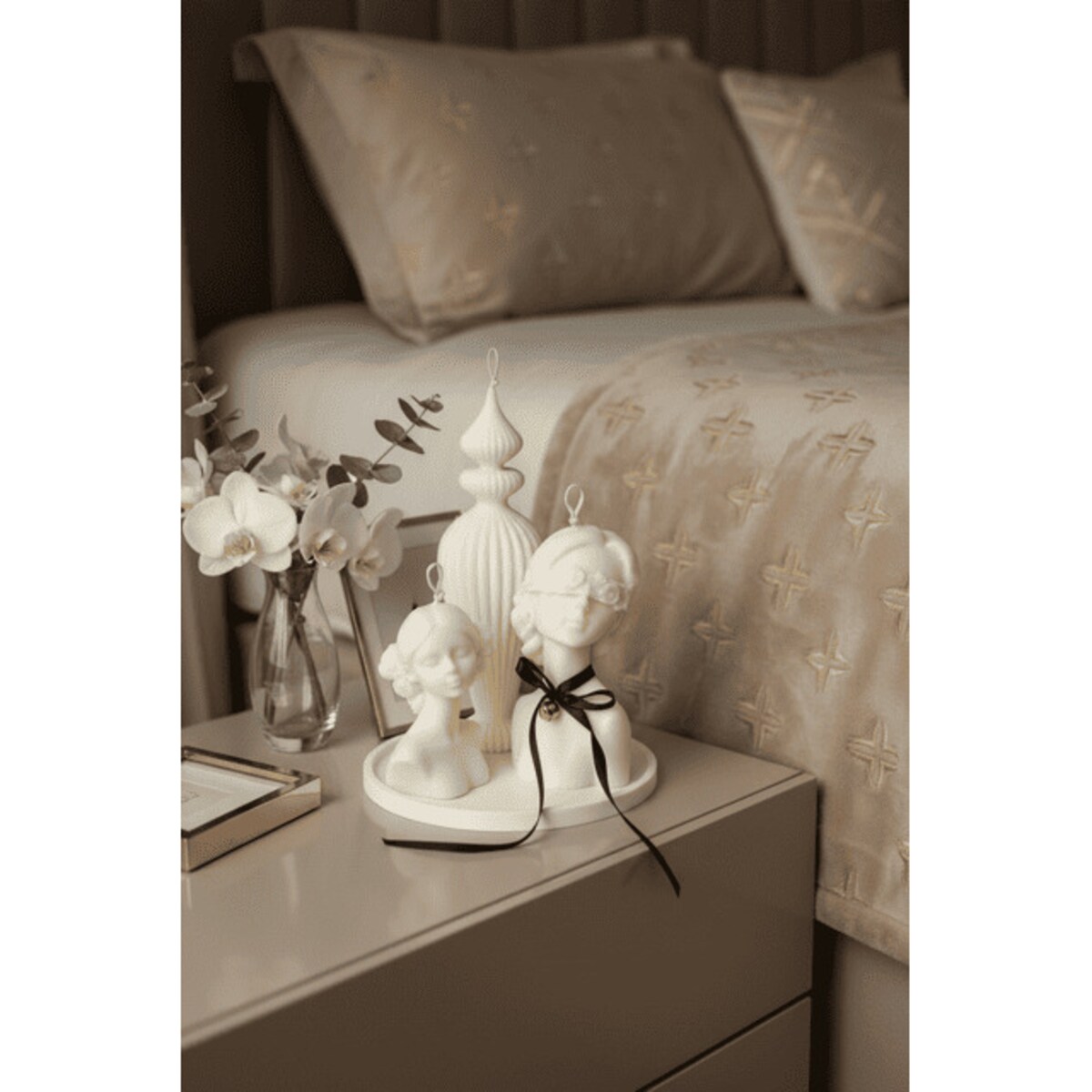 Zestaw świec sojowych Livia – eleganckie rzeźby z naturalnego wosku na tacy + torba prezentowa GRATIS