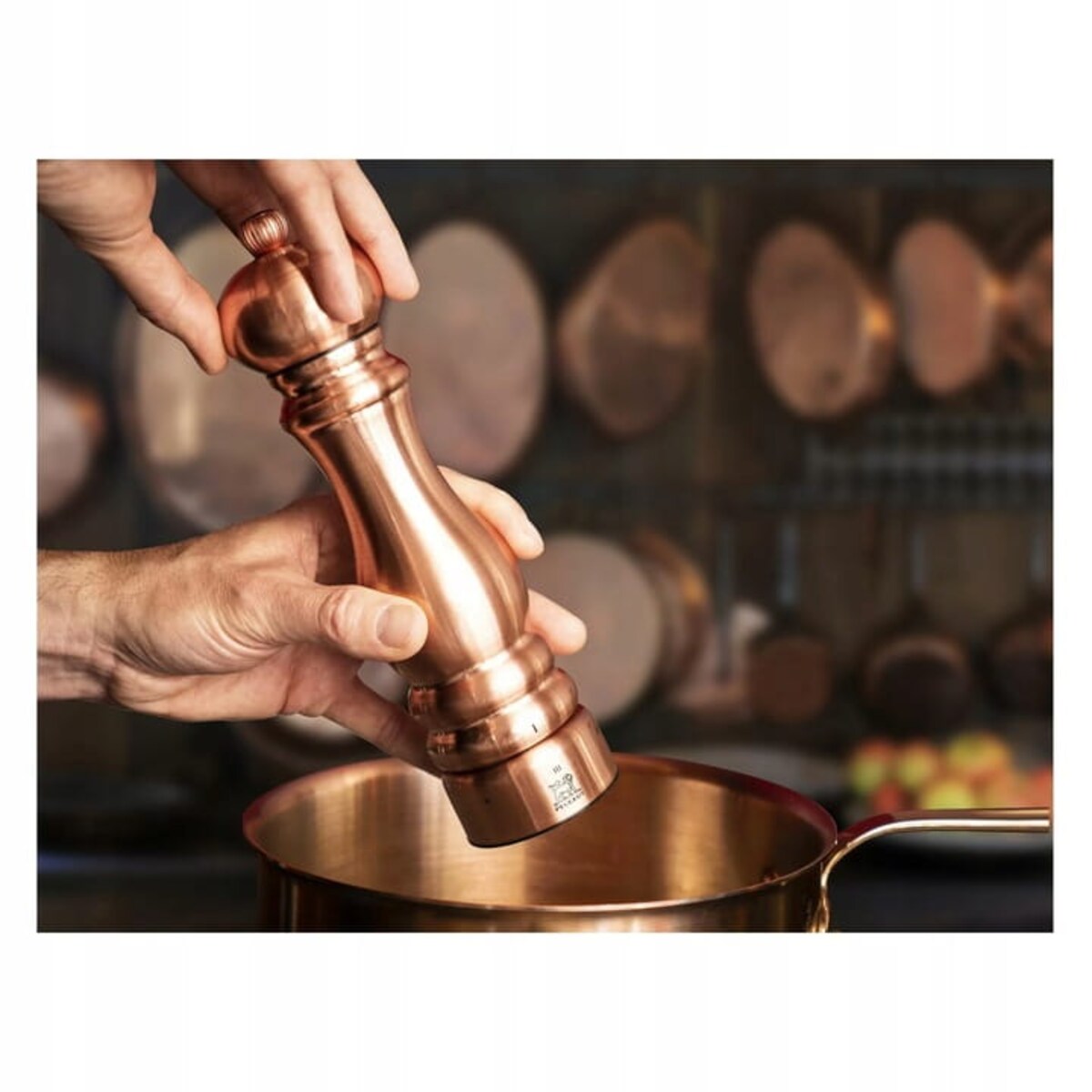 Młynek PARIS CHEF do pieprzu 22 cm Copper PEUGEOT