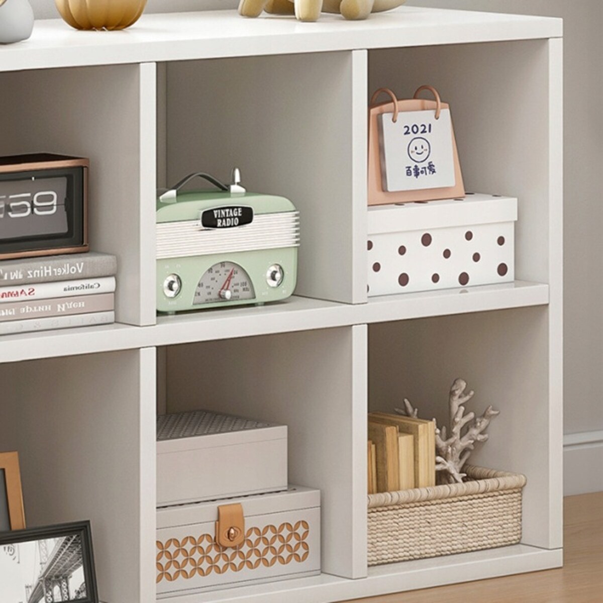 Regał biały na książki z 6 półkami loft