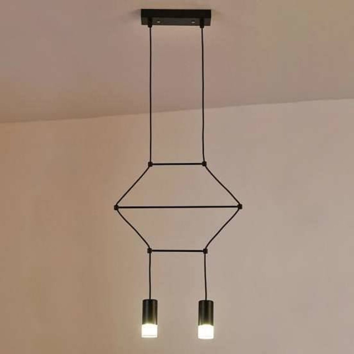 Geometryczna lampa wisząca Linea ST-5961-4 Step modern tuby czarna