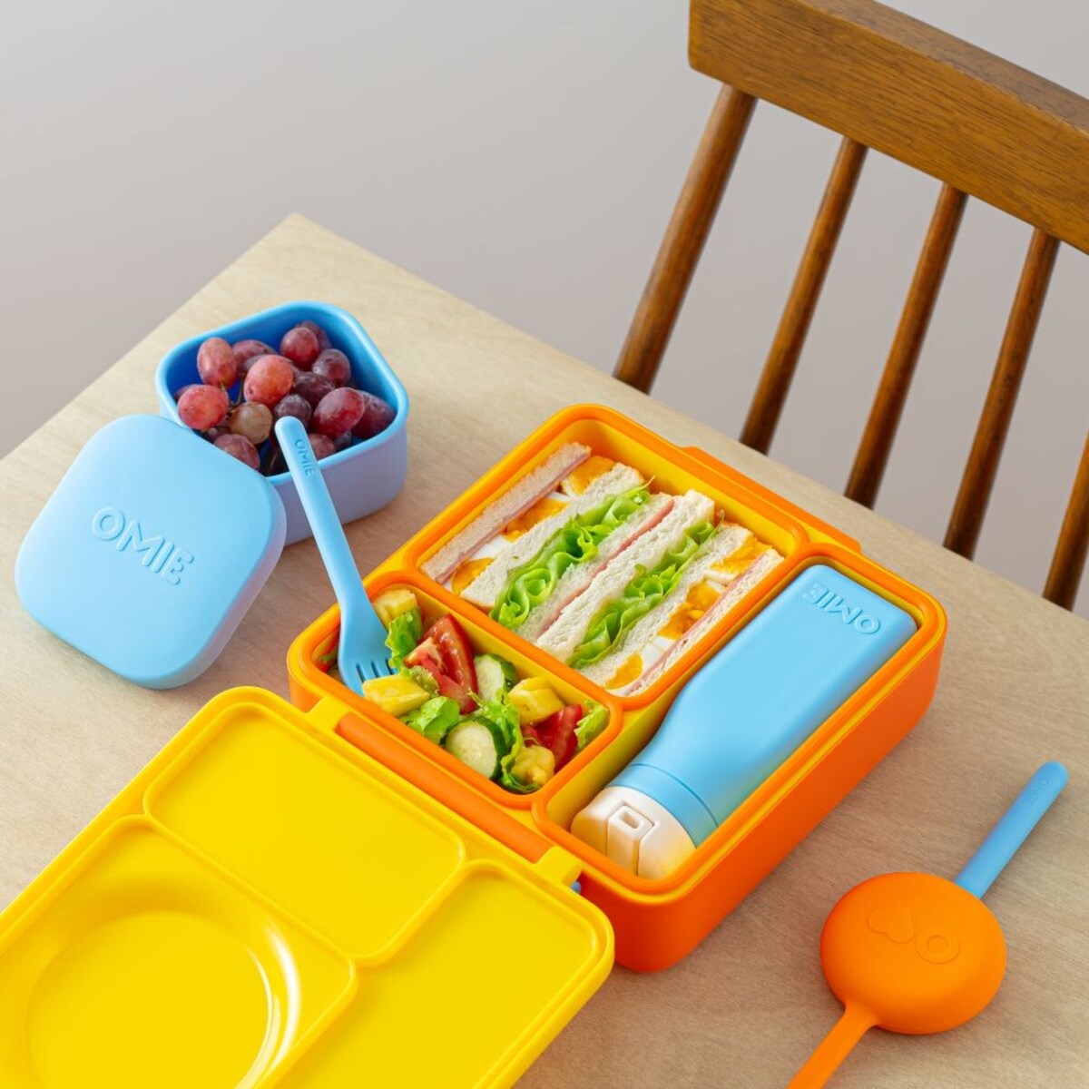 OMIE OMIEBOTTLE silikonowy bidon dla dzieci, Blue