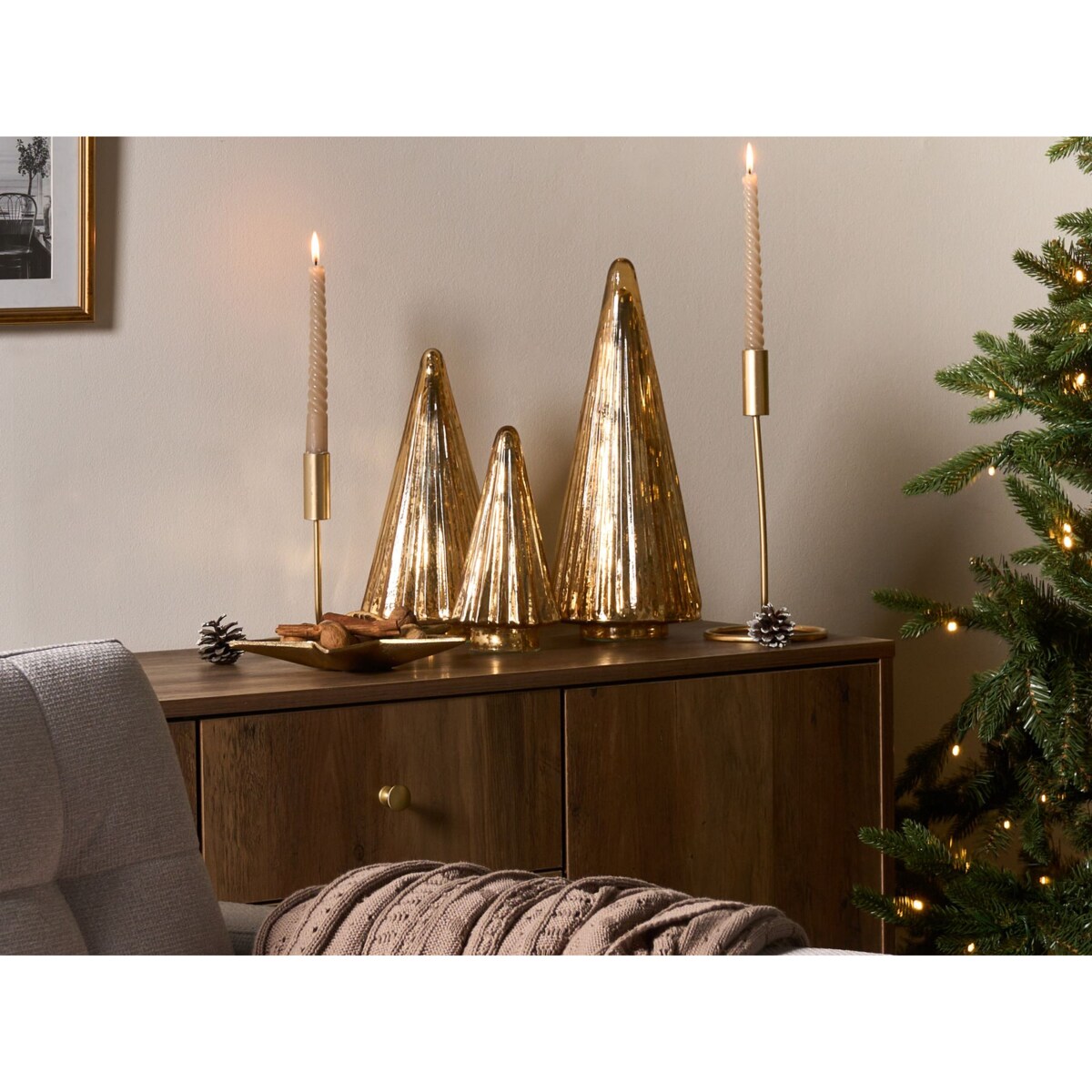 Zestaw 3 figurek dekoracyjnych OYEREN Choinka 21/29/37 cm Złoty