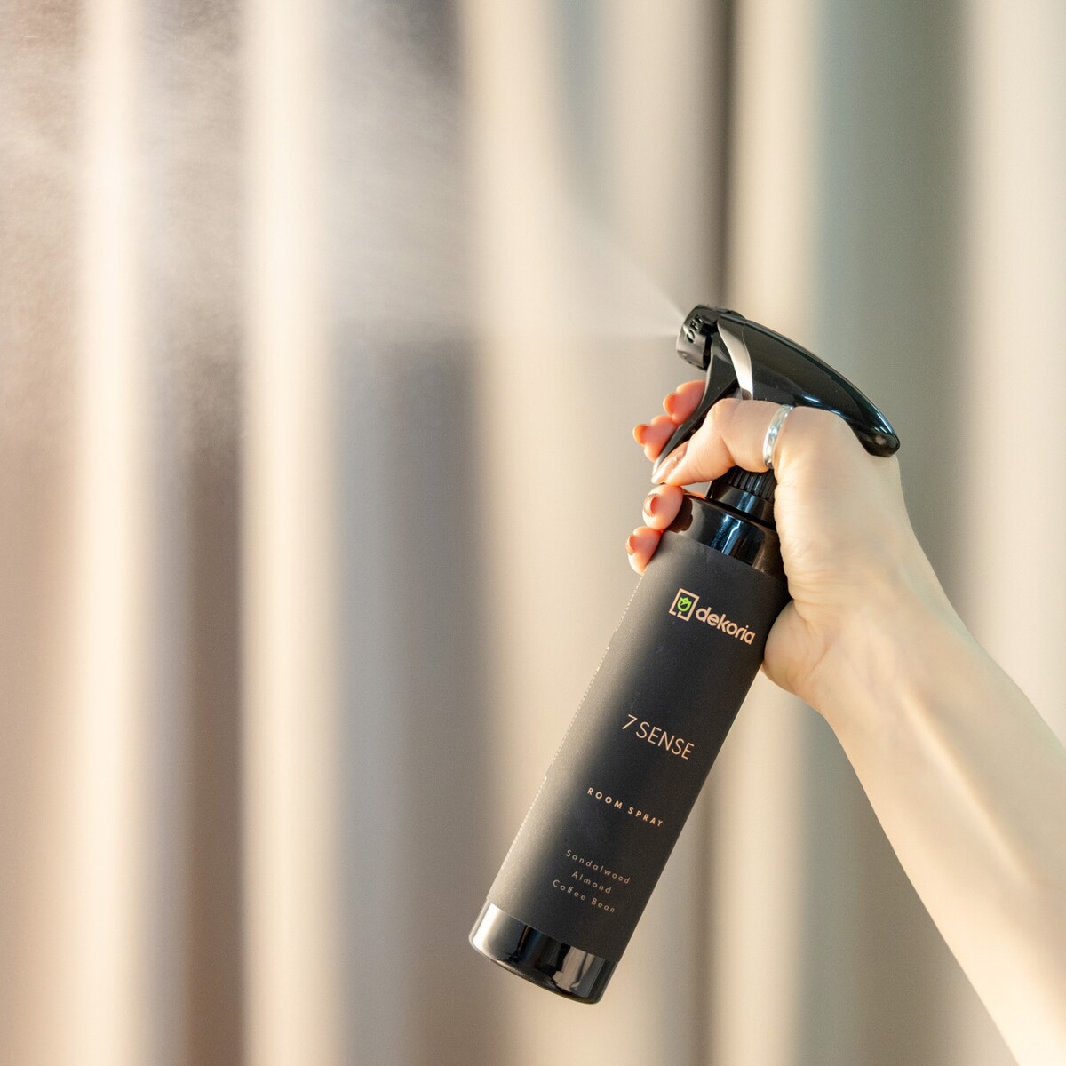 Spray zapachowy do pomieszczeń Herra, 5x10x22 cm