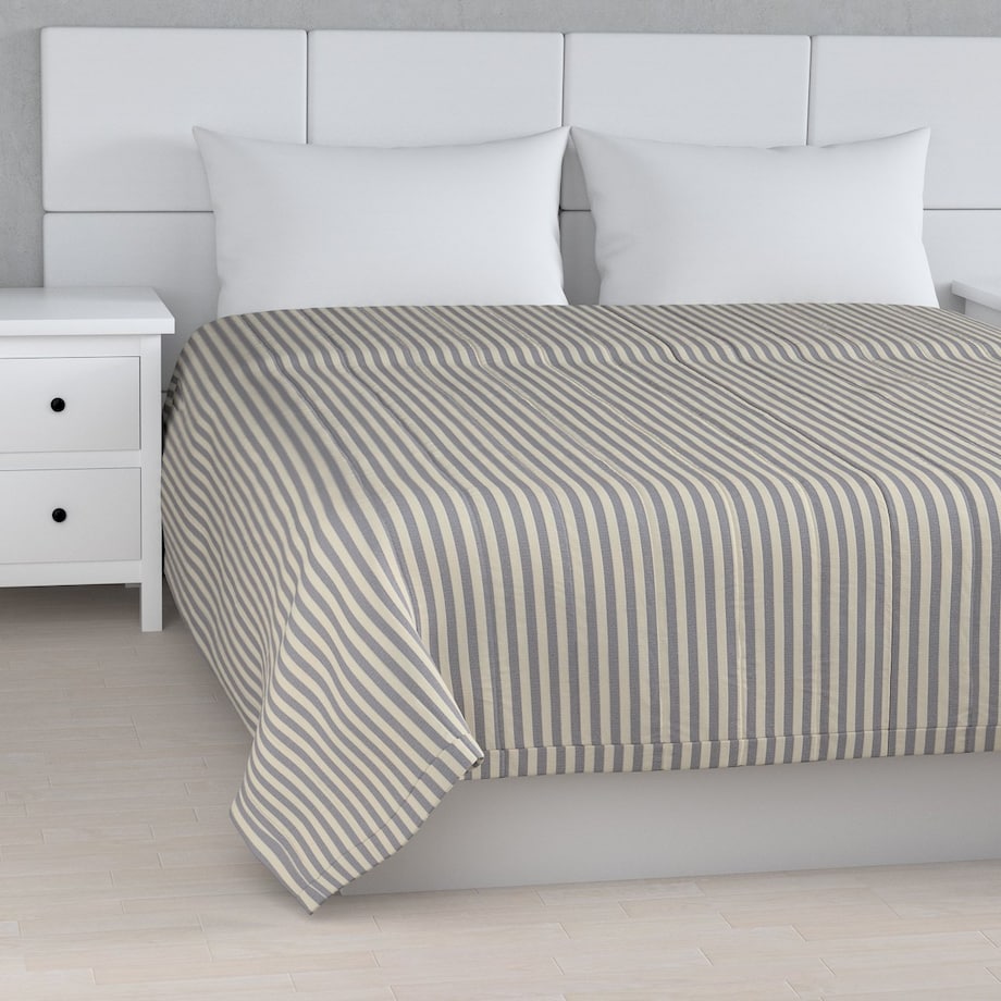 Narzuta pikowana w pasy 260x210 granatowo-białe pasy (1,5cm)