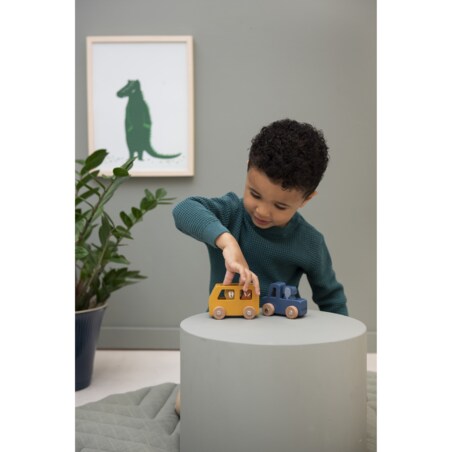 Drewniany zestaw samochodów ze zwierzętami