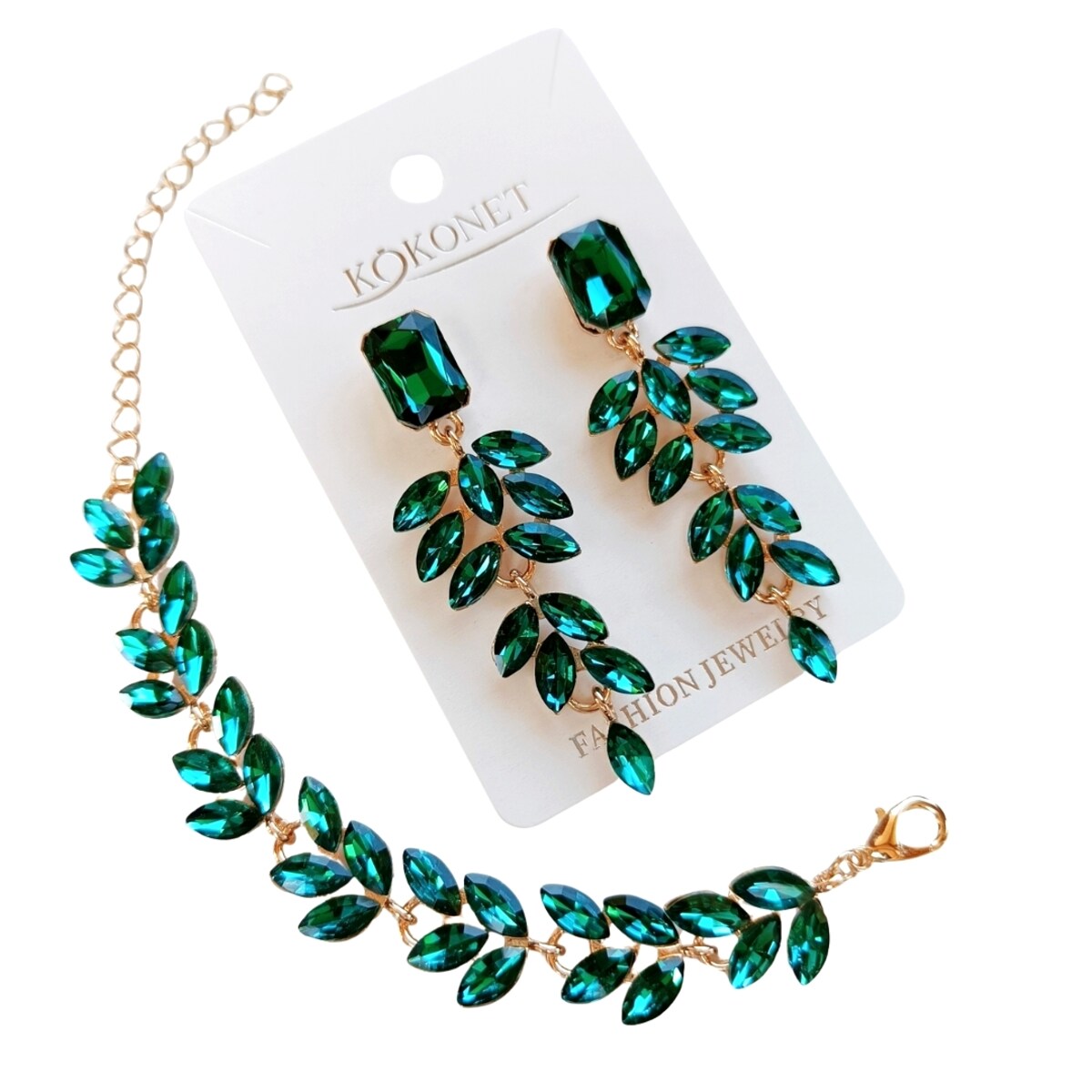 Zestaw biżuterii kolczyki bransoletka złote z cyrkoniami błyszczące dodatki