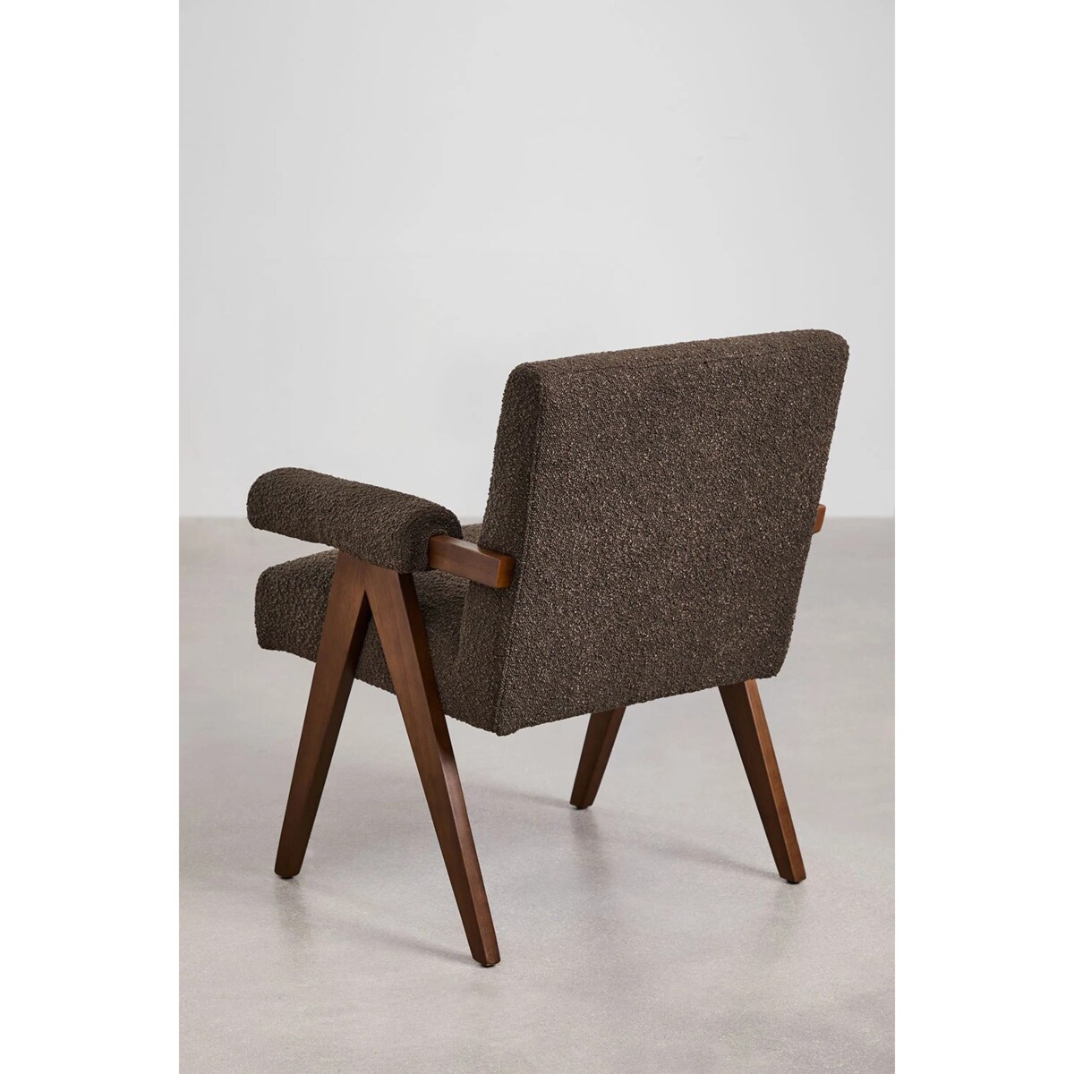 Fotel z podłokietnikami, drewno i tkanina bouclé, Lucca, czekoladowy