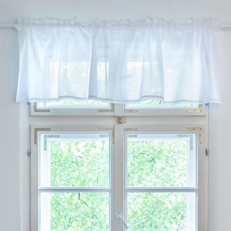 Lambrekin z frędzelkami na metry wys. 50 cm + 2,5 cm grzywka 130x0 prześwitujący biały