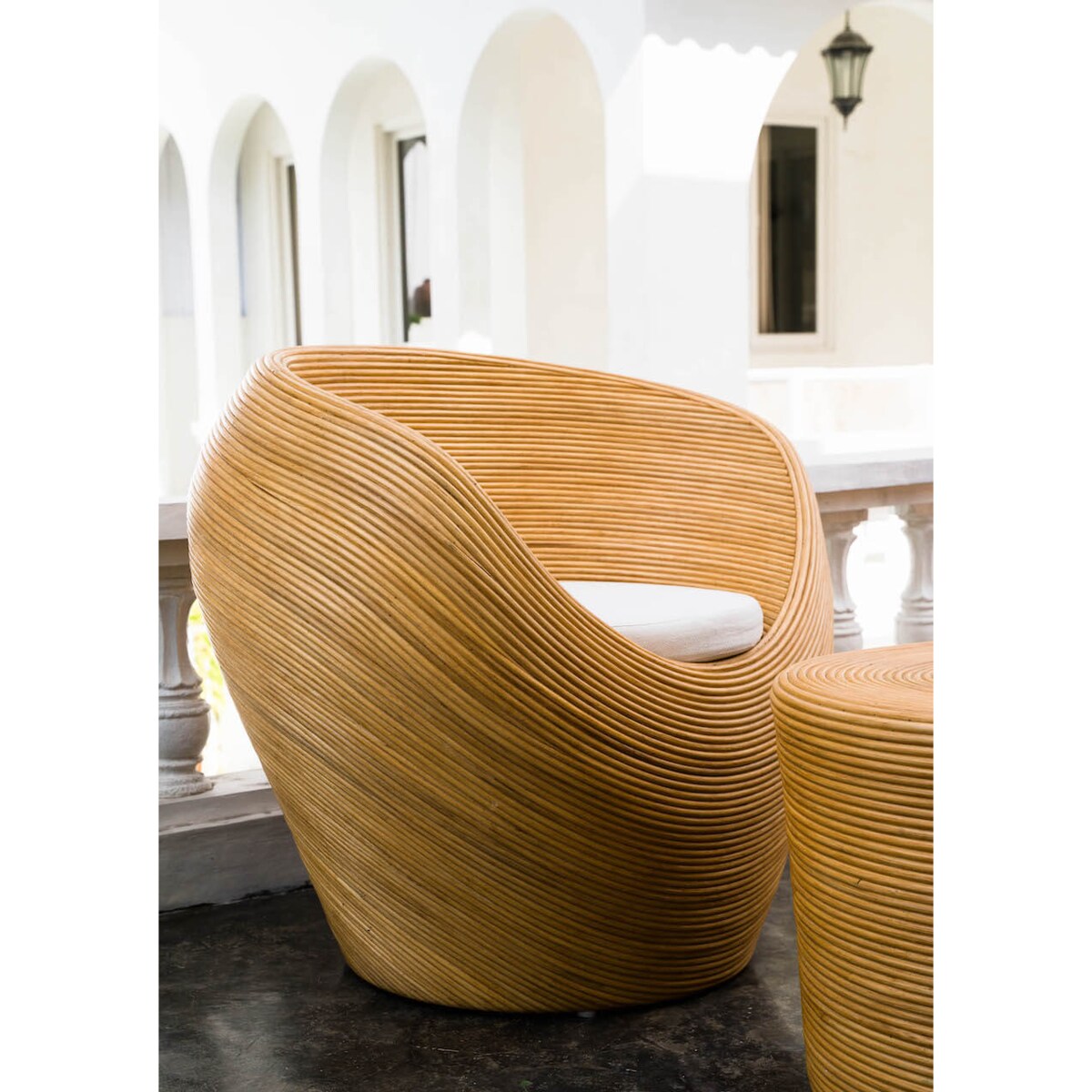 FOTEL RATTANOWY TEGAL JASNY