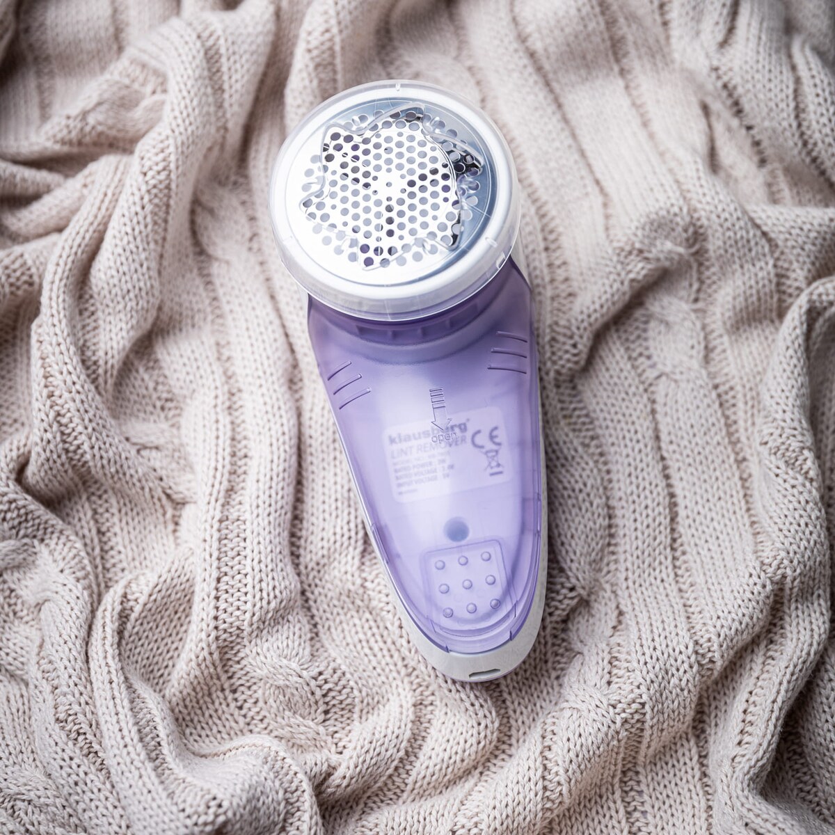 Golarka elektryczna do ubrań odzieży swetrów akumulatorowa KLAUSBERG