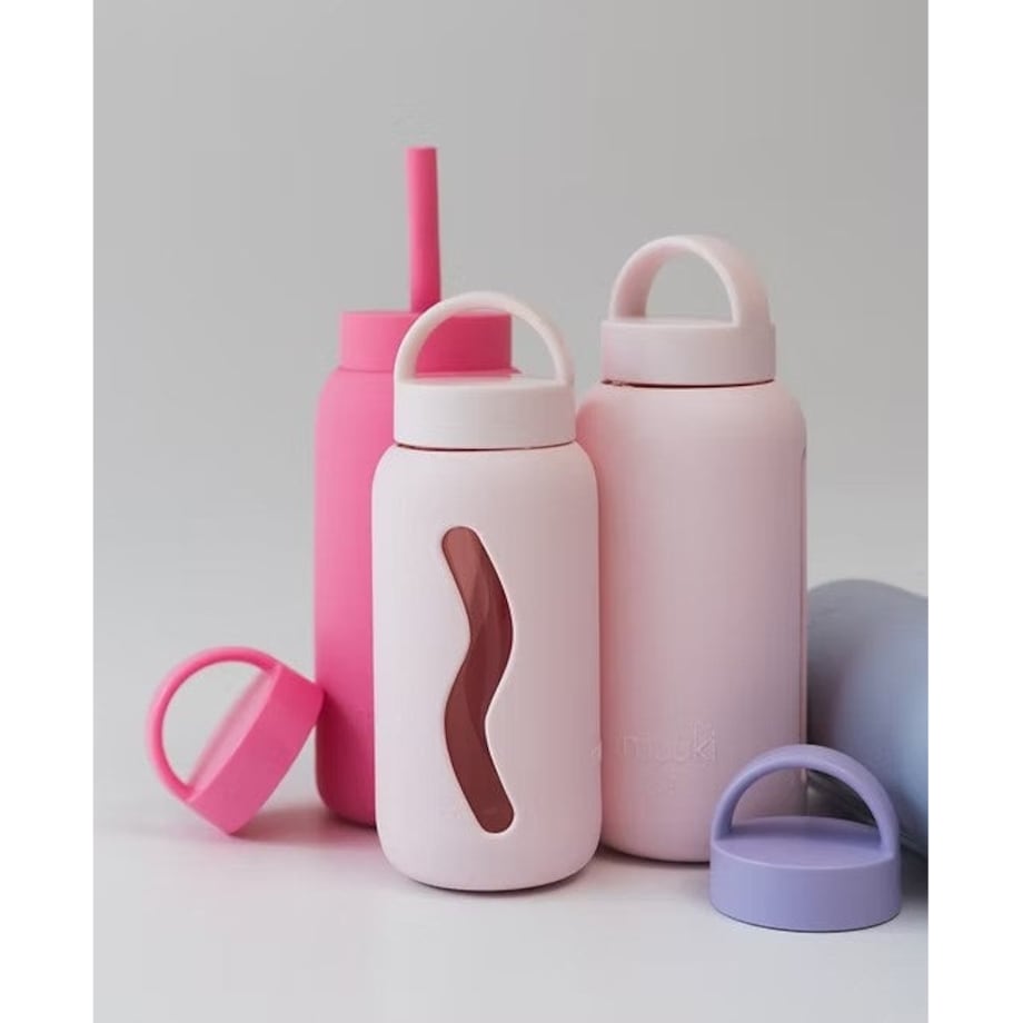 MUUKI MINI BOTTLE szklana butelka na wodę 500 ml, Marshmallow