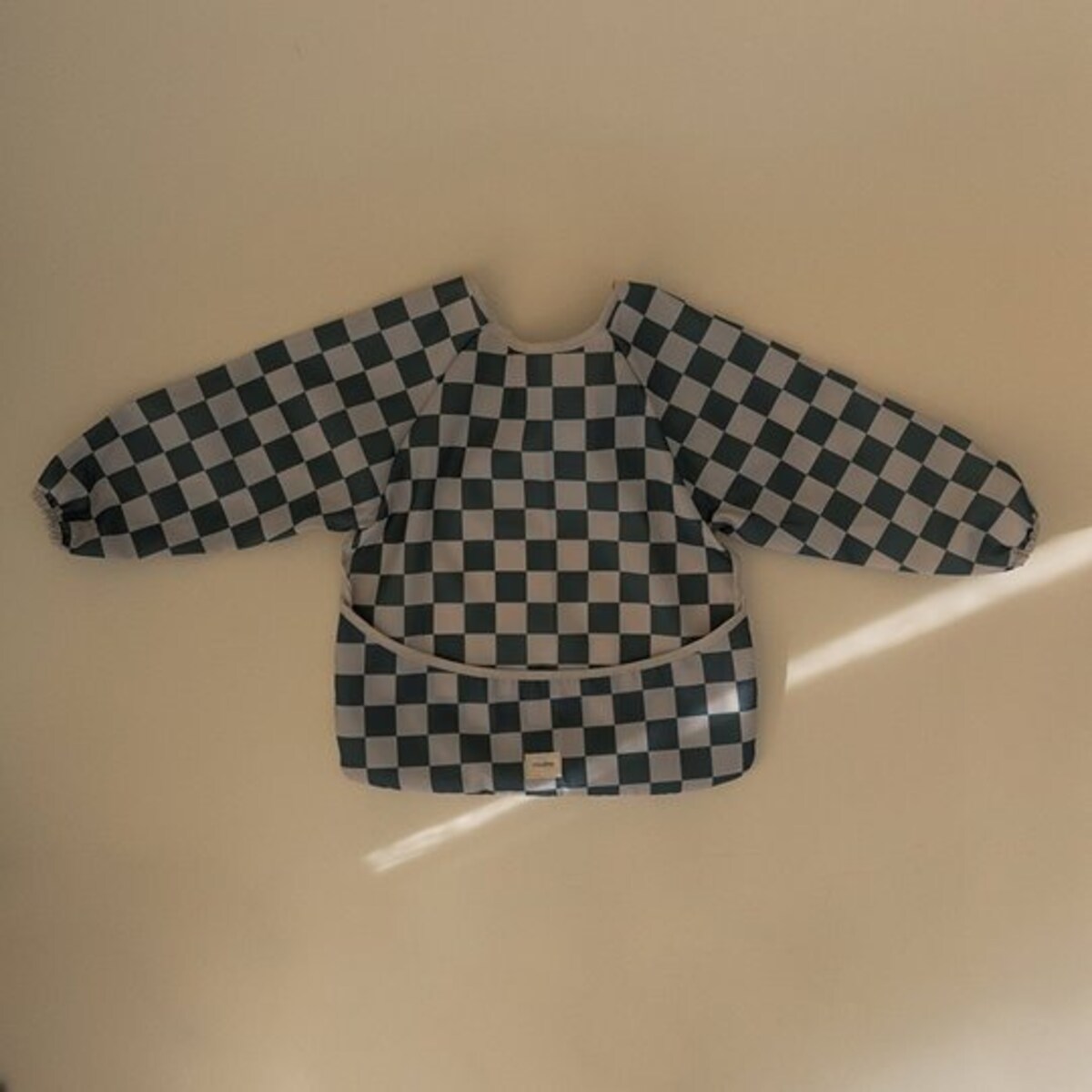 Mushie Śliniak z rękawami Olive Check