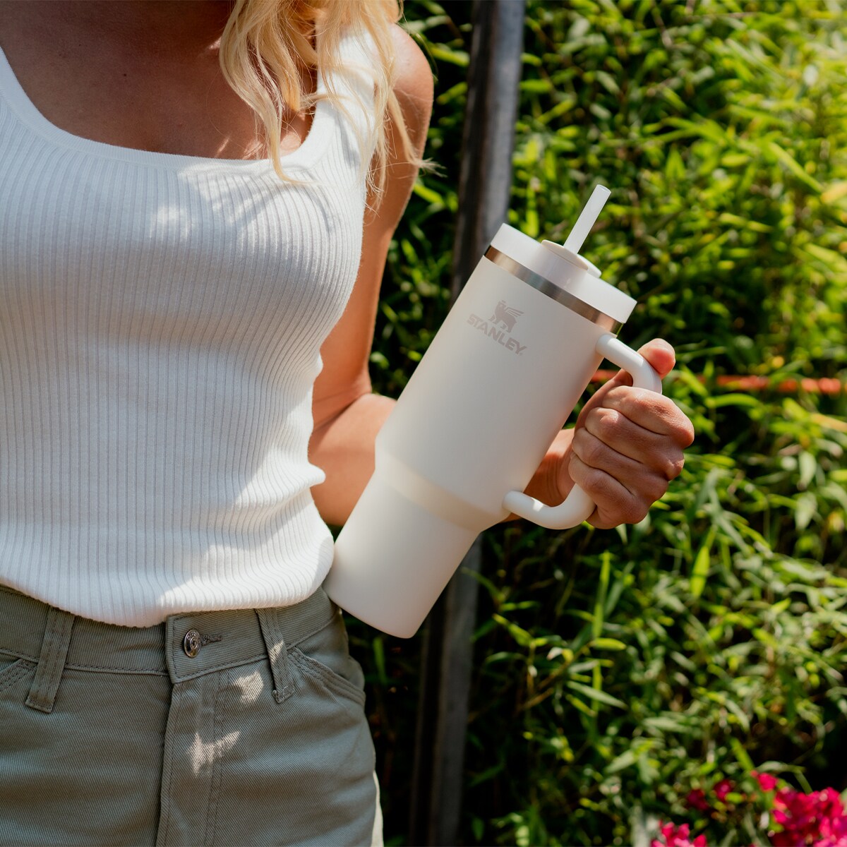 Stanley - Kubek termiczny Quencher H2.OFlowState™ Tumbler (1.18L) - cream