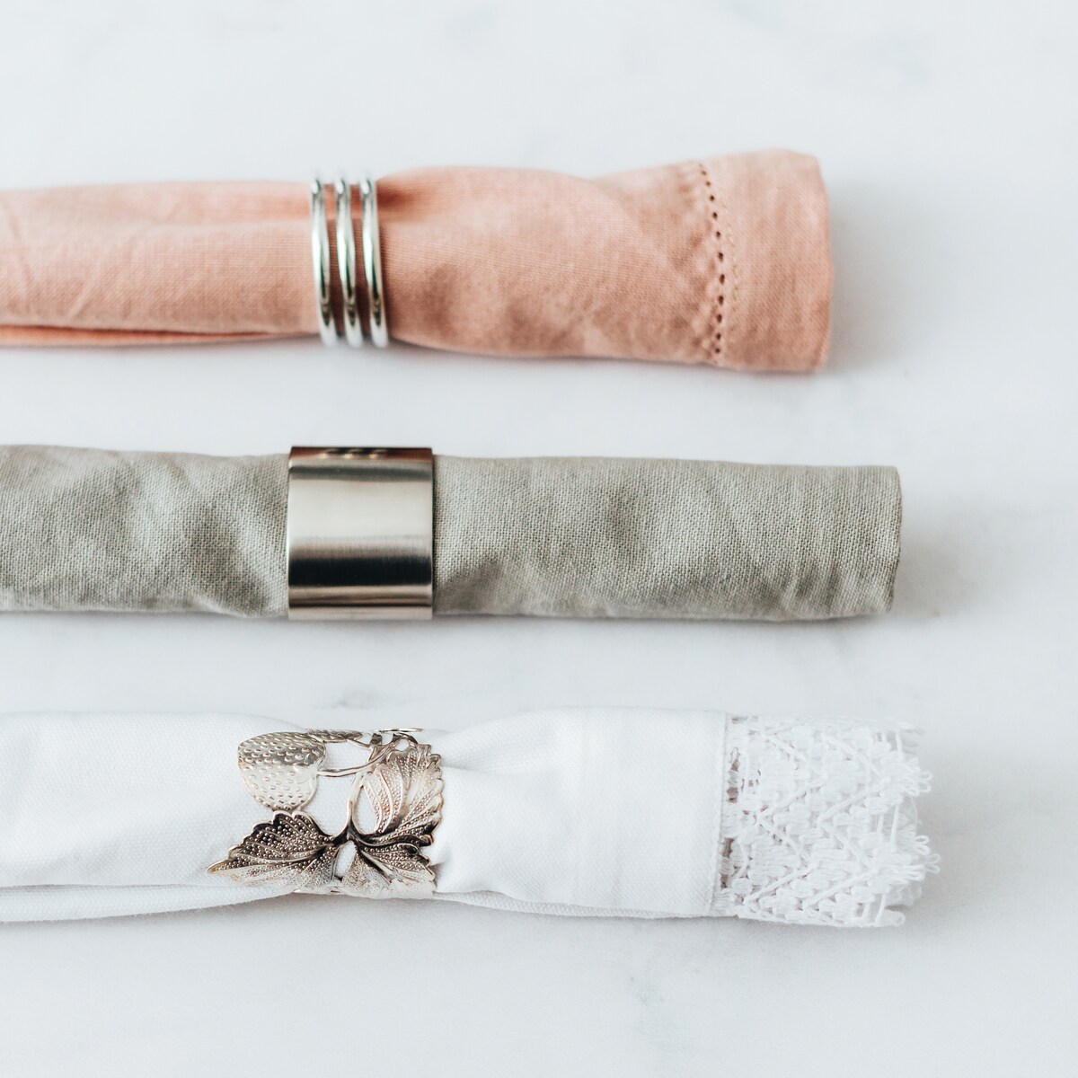 Komplet obrączek do serwetek owalnych ze stali nierdzewnej - 6 szt.